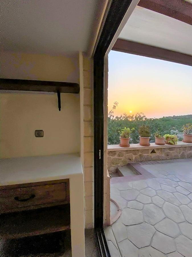 Pistachio Guesthouse, Παραδοσιακός Ξενώνας Vathí المظهر الخارجي الصورة