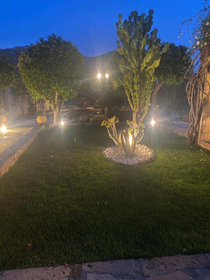 Pistachio Guesthouse, Παραδοσιακός Ξενώνας Vathí المظهر الخارجي الصورة